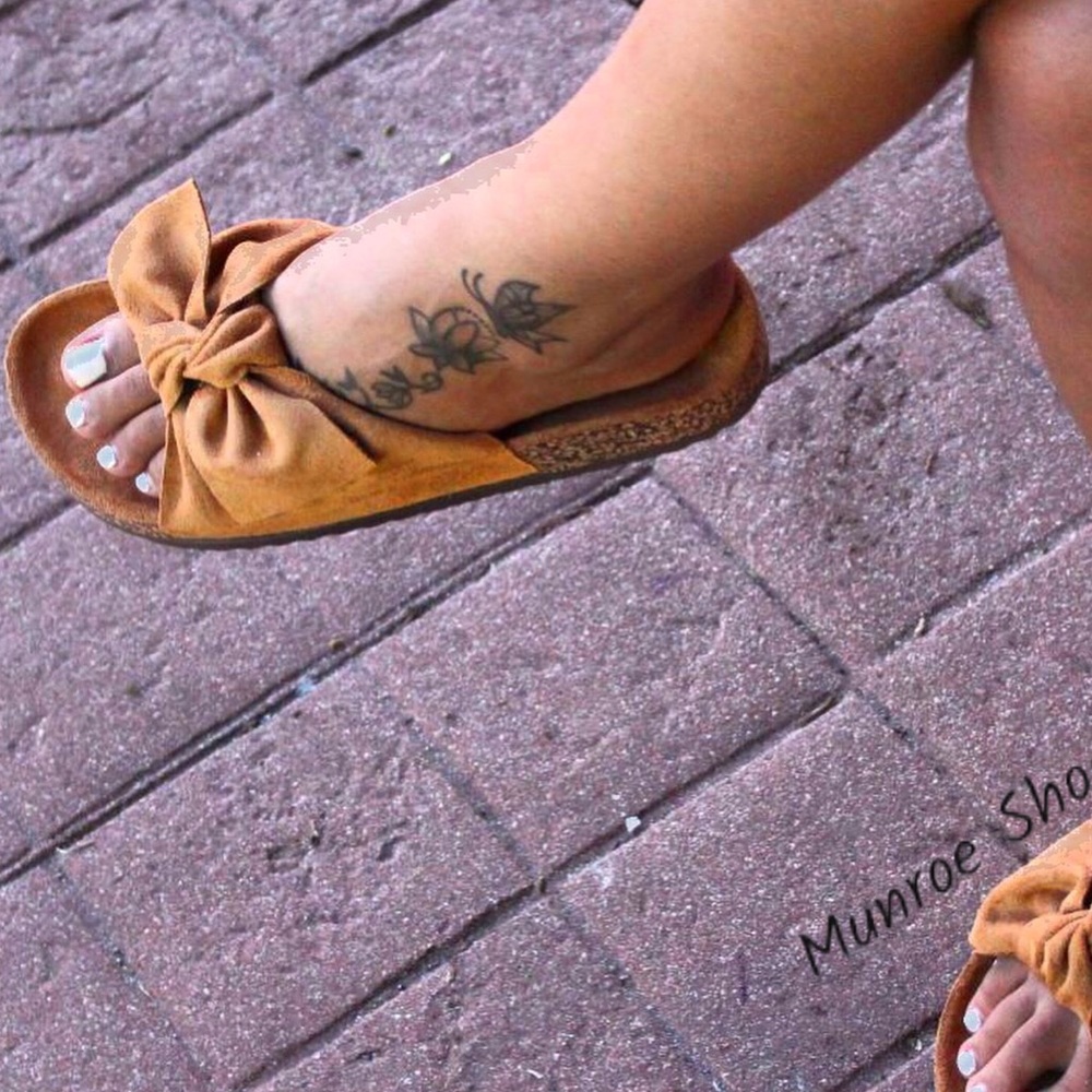 Tan Bow Flat Sandal